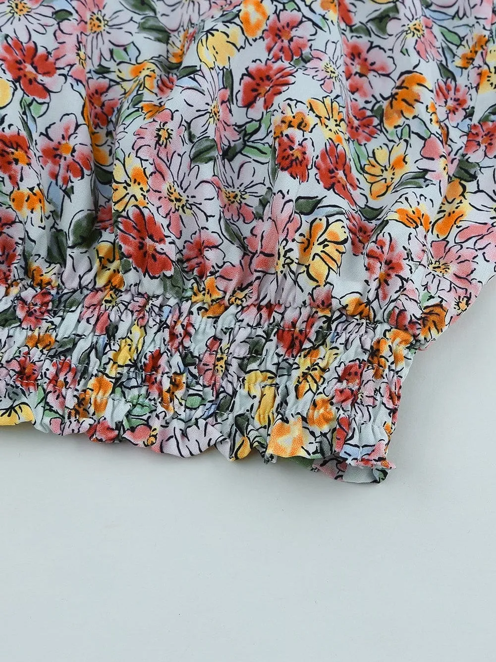 Bohemian Ditsy Floral V Neck Crop Top with Elastic Cincher