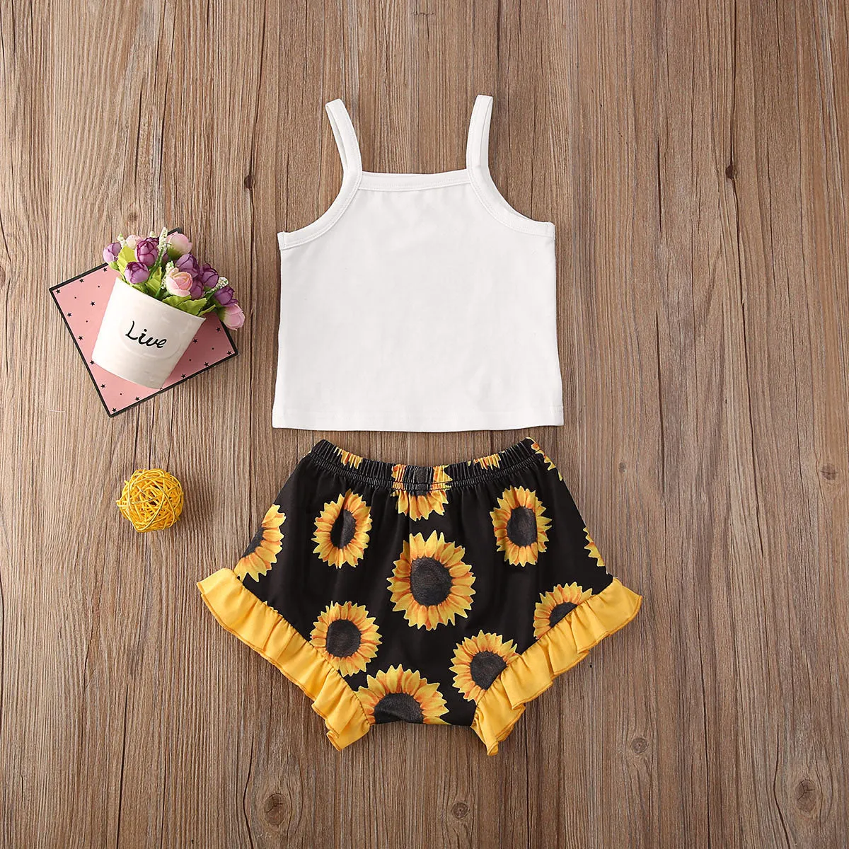 Sunflower Vest Tops   Floral Shorts Pants Outfit Clothing Set